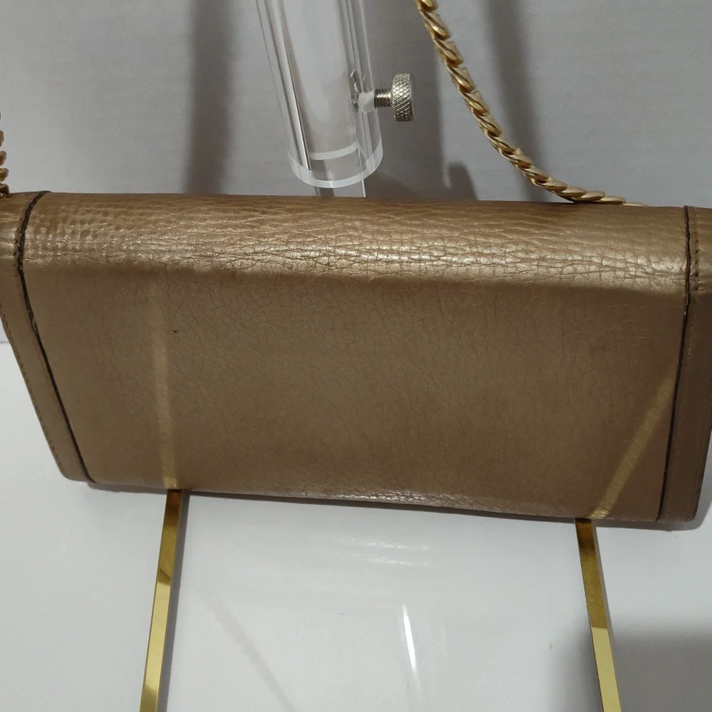 Gucci Beige Leather Wallet - Picture 2 of 11